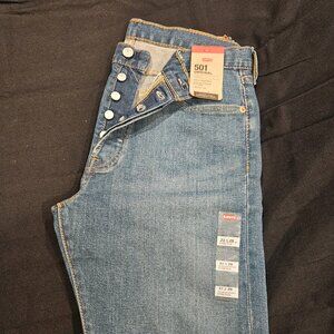 Levi's 501 32 x 29 Dark Wash Stretch